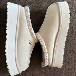 Ugg Tasman Platform ‘Mustard Seed’
